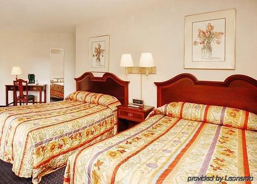 Rodeway Inn Skyland Gatlinburg Room photo