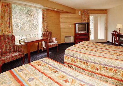 Rodeway Inn Skyland Gatlinburg Room photo